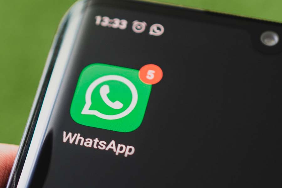 Lista completa de los teléfonos que se quedarán sin WhatsApp a partir de 2026