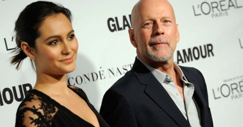 Esposa de Bruce Willis revela que el actor no sabe que padece demencia
