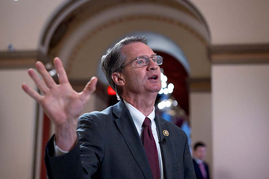 “Las agencias gubernamentales corroboran la existencia de los extraterrestres”, afirma Tim Burchett