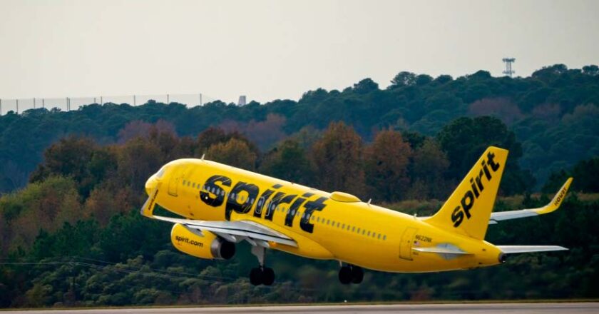 Spirit Airlines cierra y anuncia la cancelación inmediata de operaciones