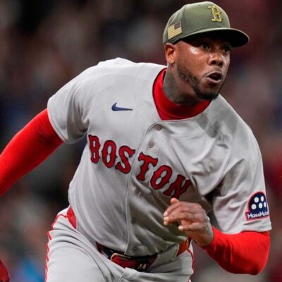 Aroldis Chapman entra al Top 10 de salvamentos en MLB y amenaza otra marca legendaria