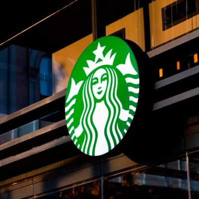 Starbucks estrena el vaso Bearista rosa