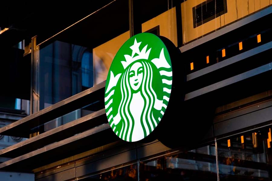 Starbucks estrena el vaso Bearista rosa