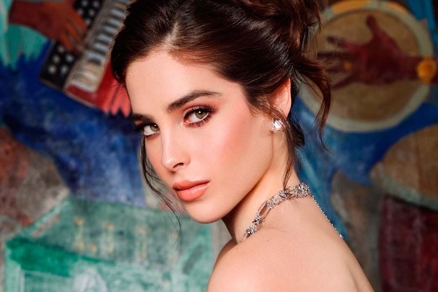 Fátima Bosch, portada en The Celebrity Times